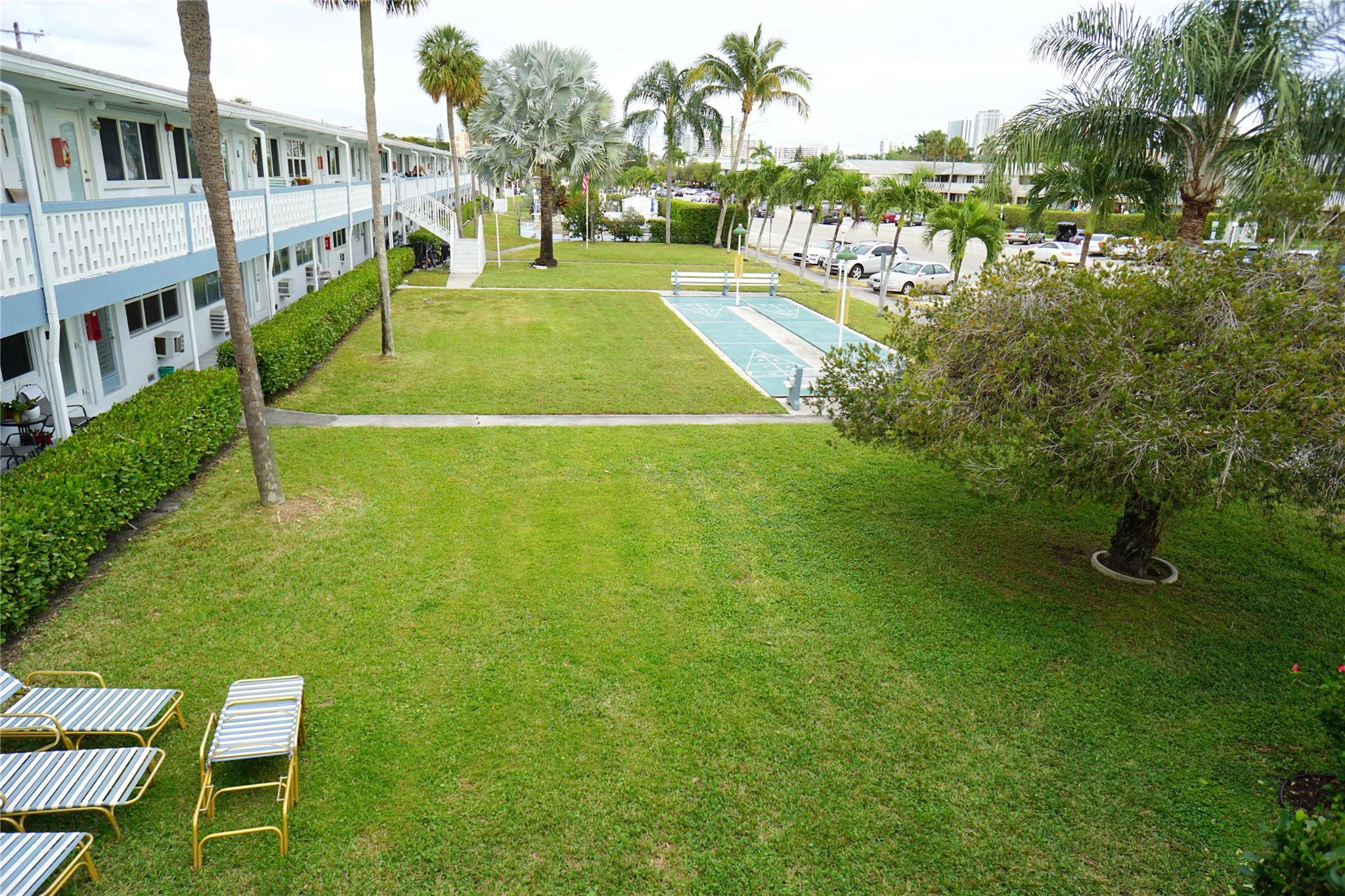 801 Atlantic Shores Boulevard 202, Hallandale Beach Unit: 202