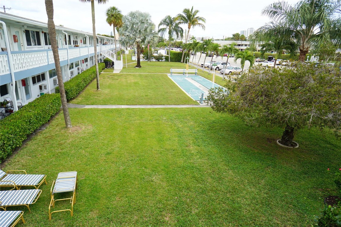 801 Atlantic Shores Boulevard 202, Hallandale Beach Unit: 202