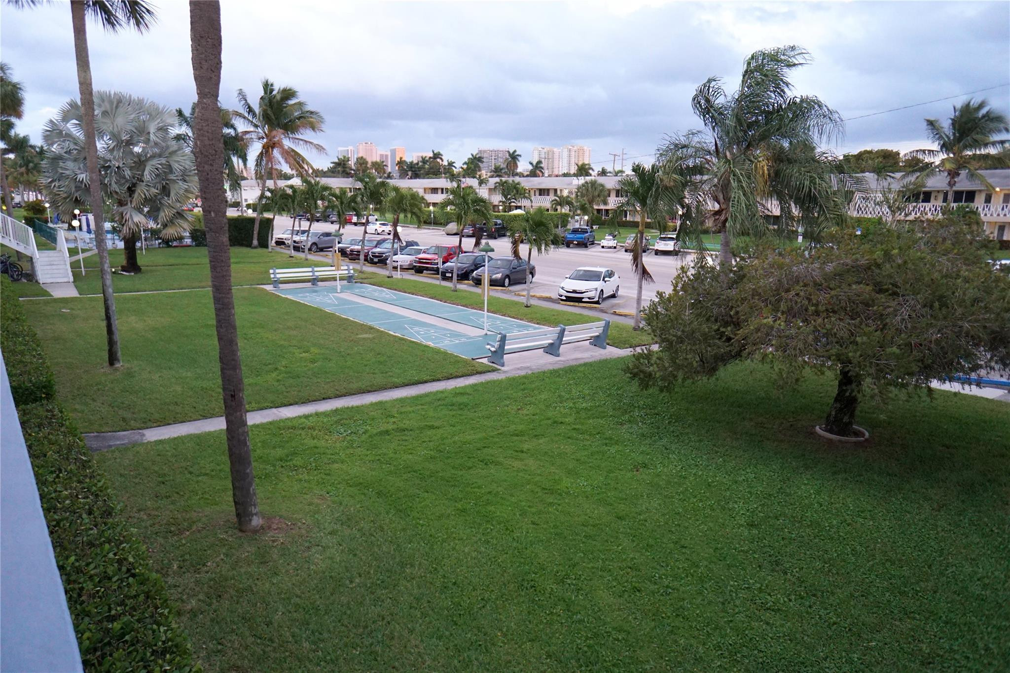 801 Atlantic Shores Boulevard 202, Hallandale Beach Unit: 202