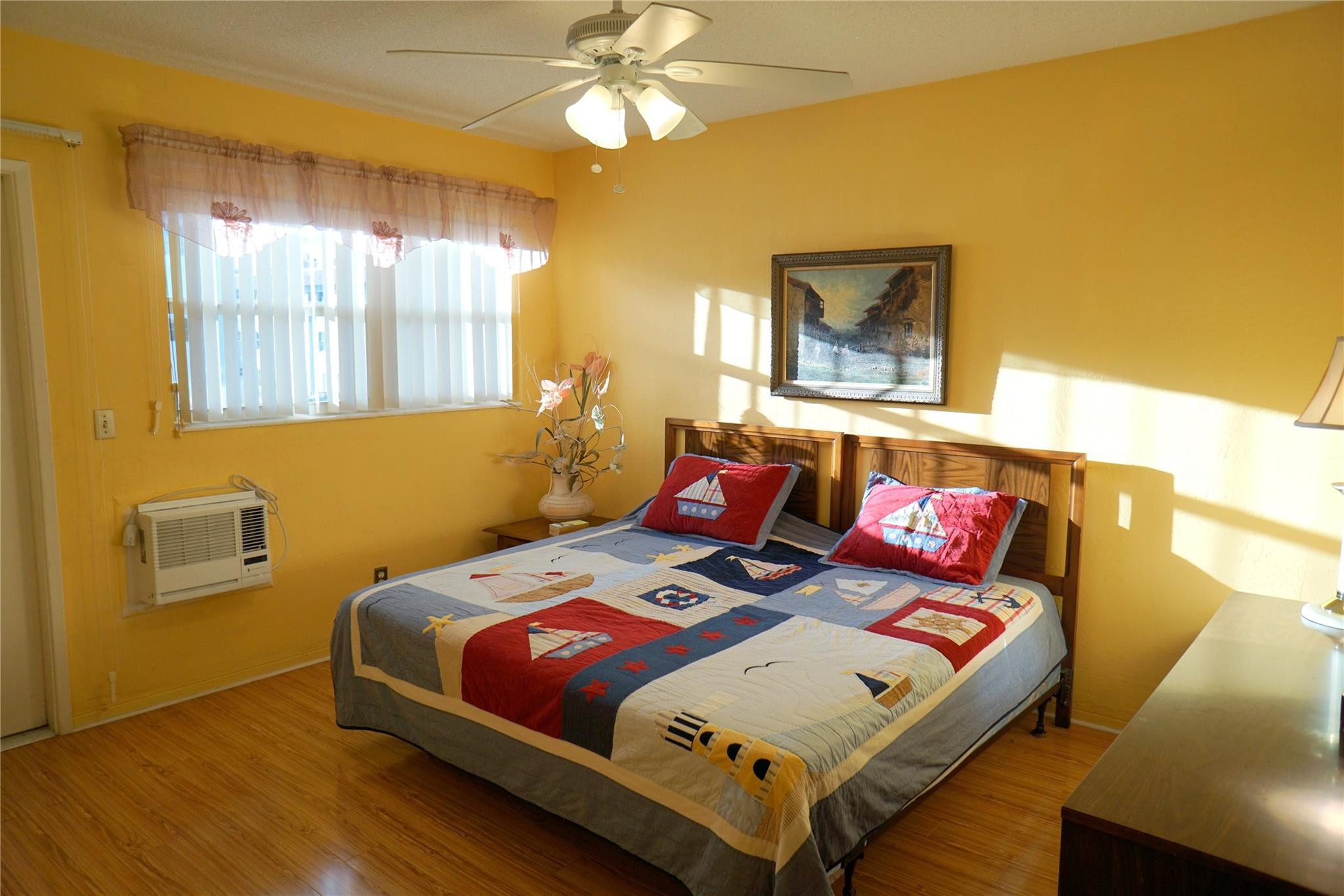 801 Atlantic Shores Boulevard 202, Hallandale Beach Unit: 202