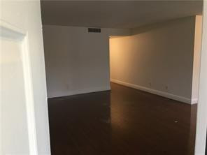 1120 Meadows Cir -