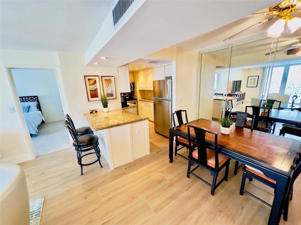 1 Las Olas Circle 513