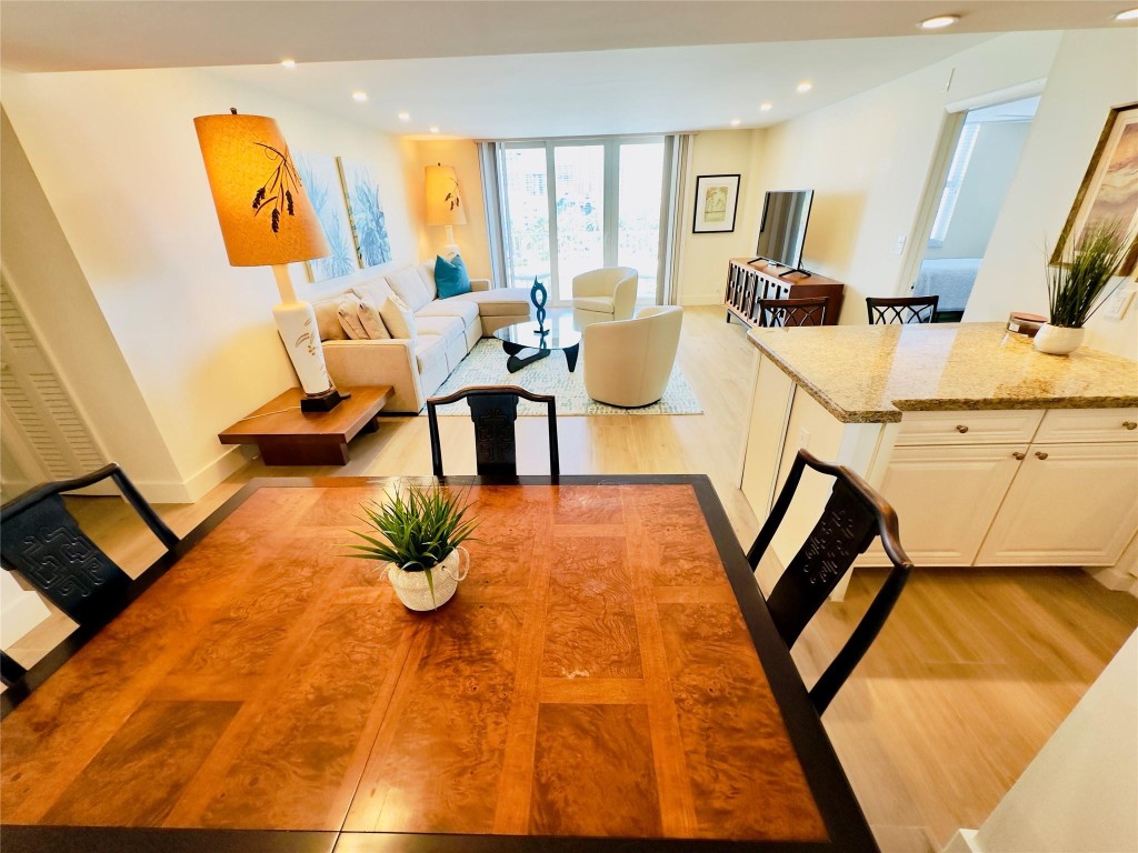 1 Las Olas Circle 513