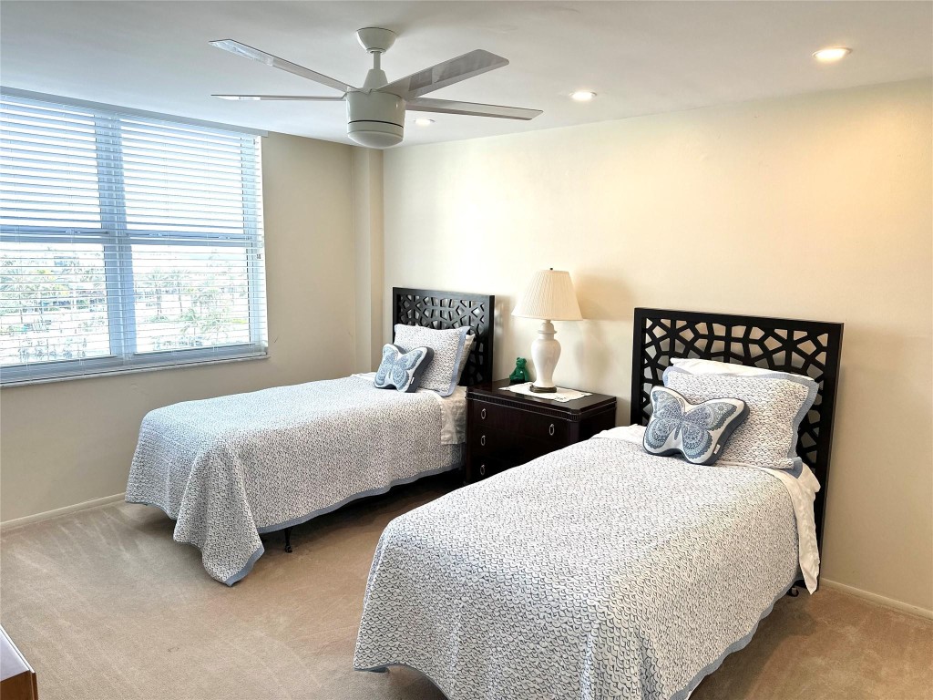 1 Las Olas Circle 513