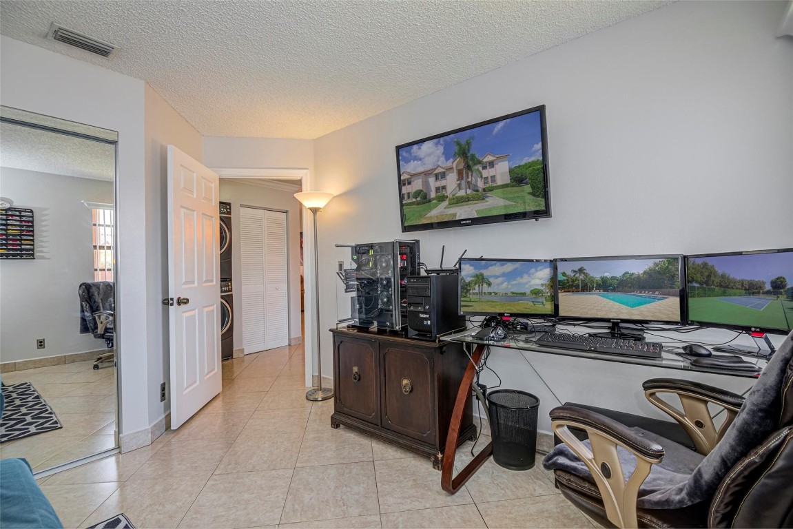 3171 Leewood Ter L-234