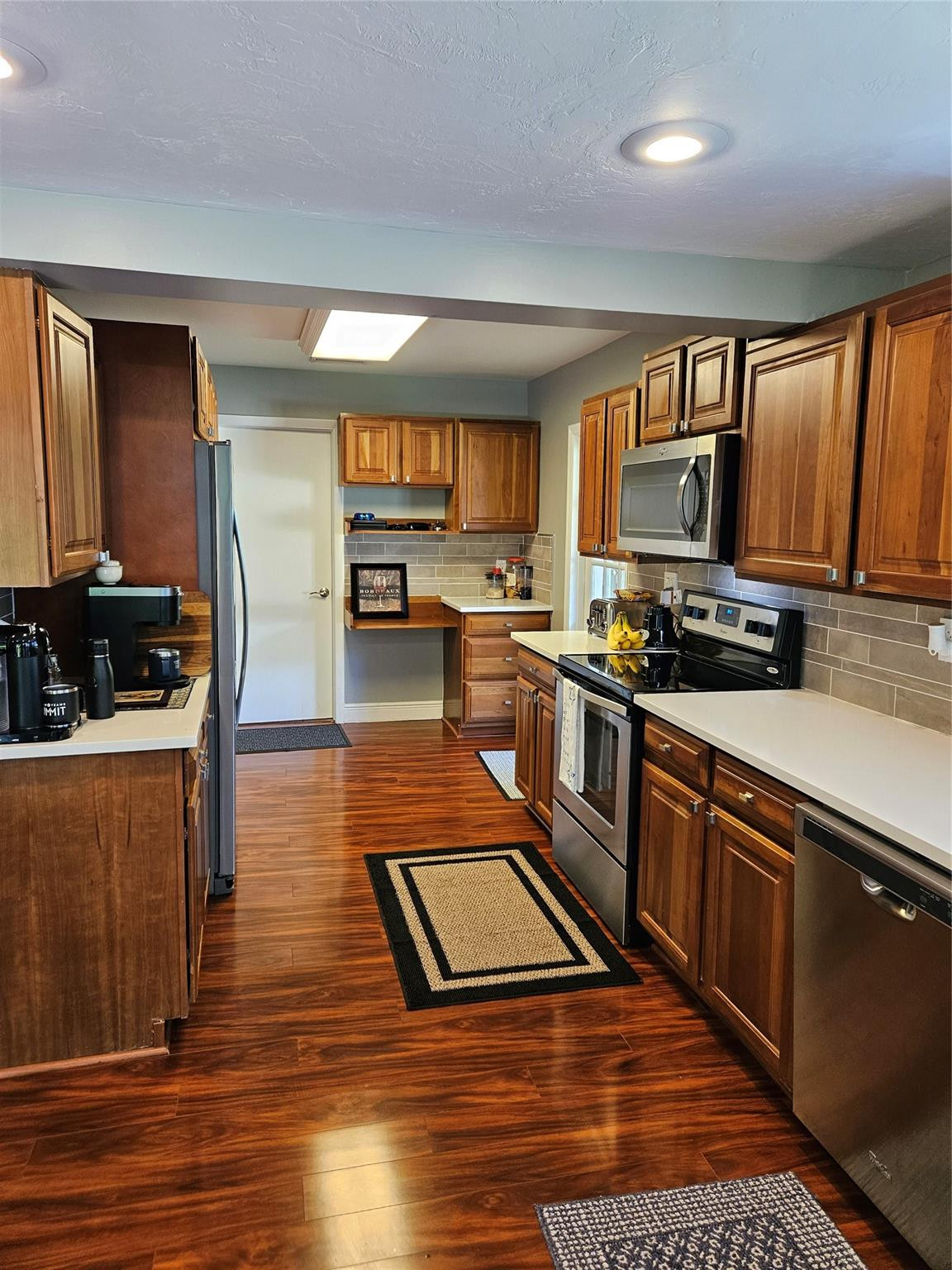 604 Deer Creek Hollows Cir