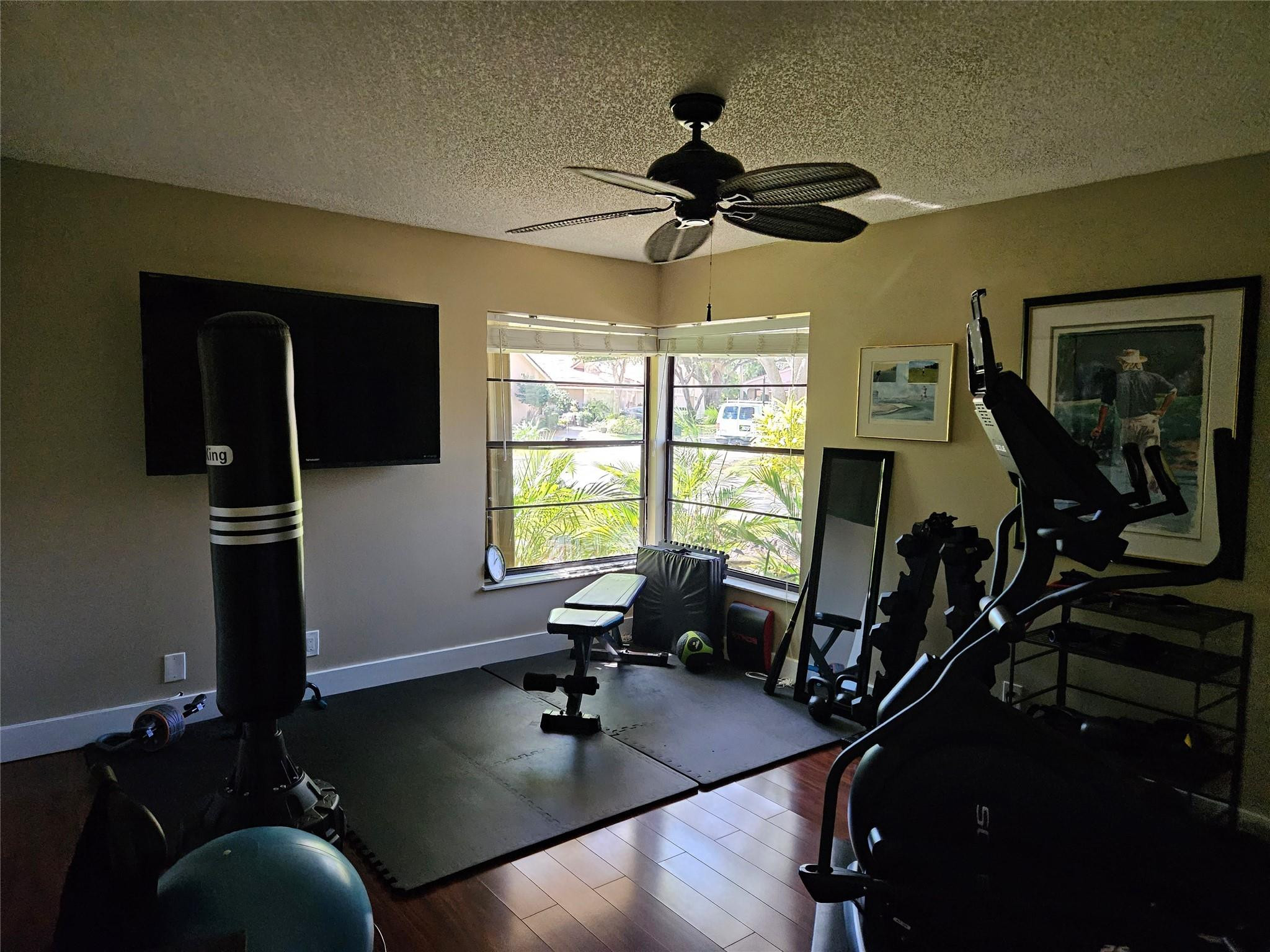 604 Deer Creek Hollows Cir