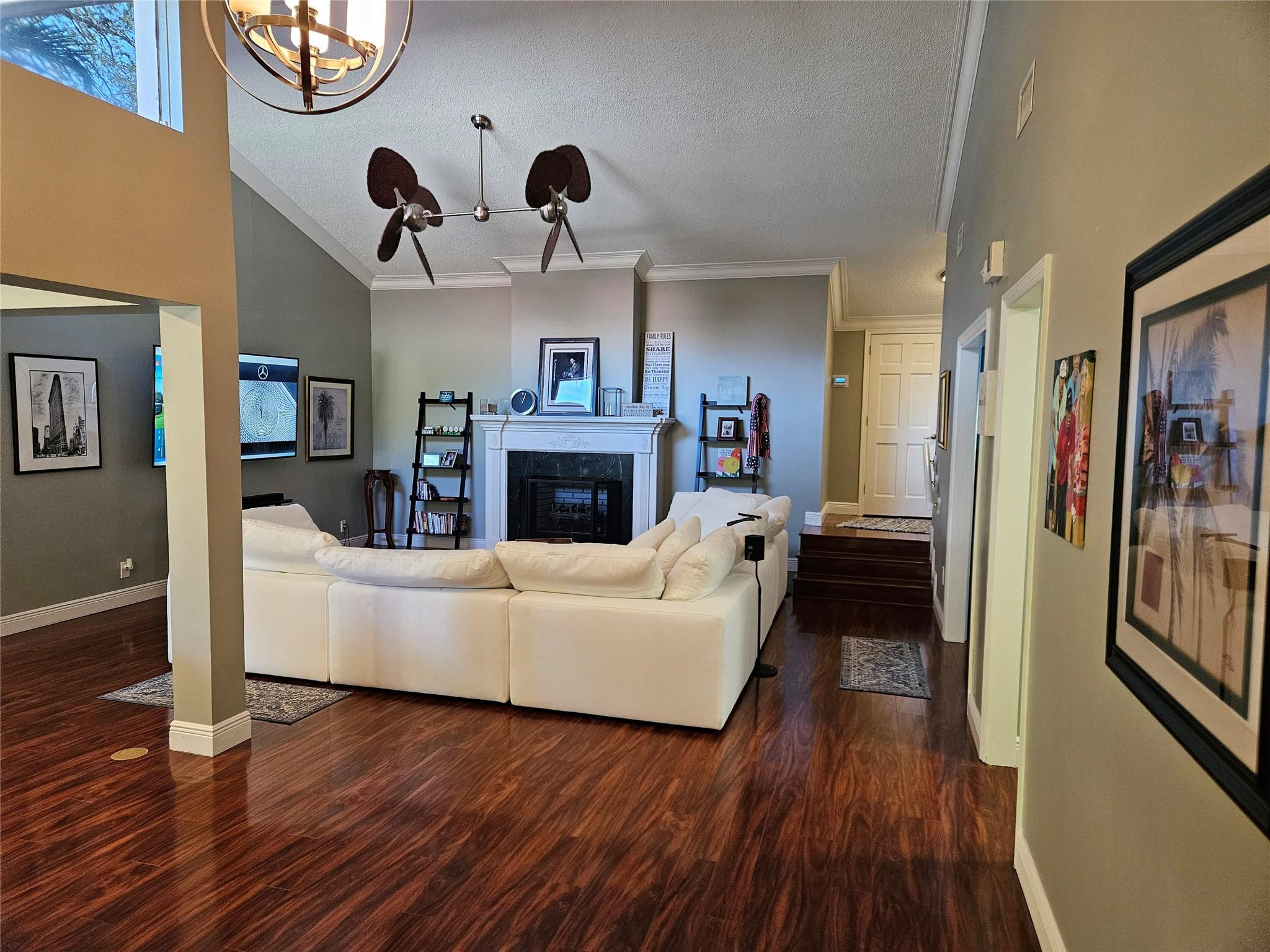 604 Deer Creek Hollows Cir