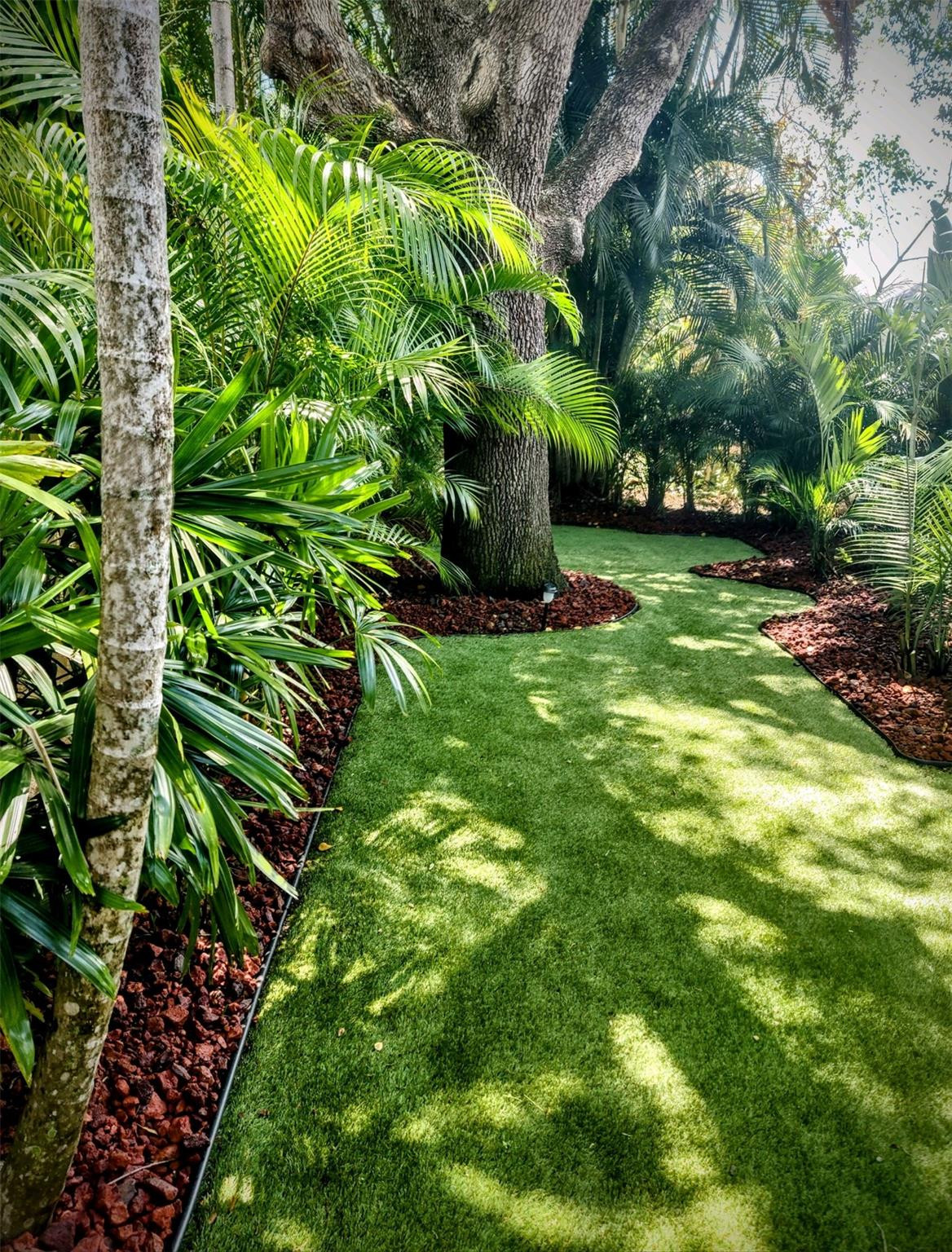 604 Deer Creek Hollows Cir