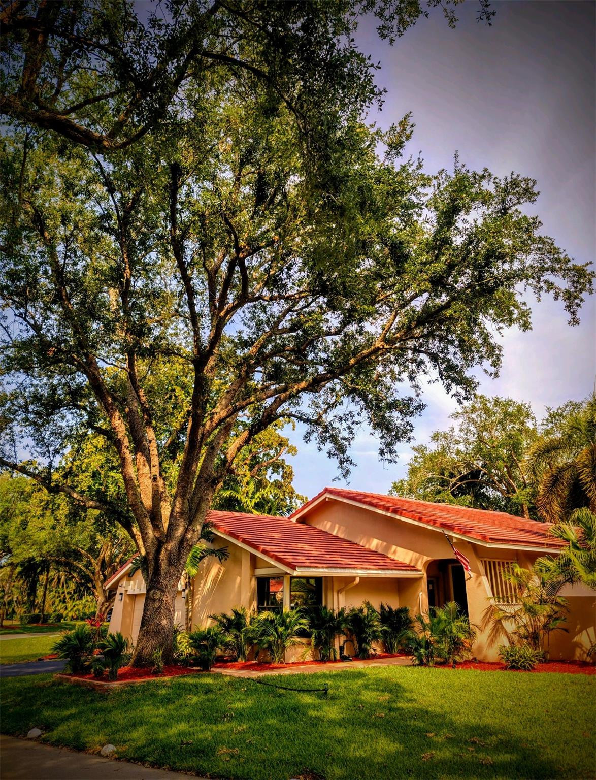 604 Deer Creek Hollows Cir