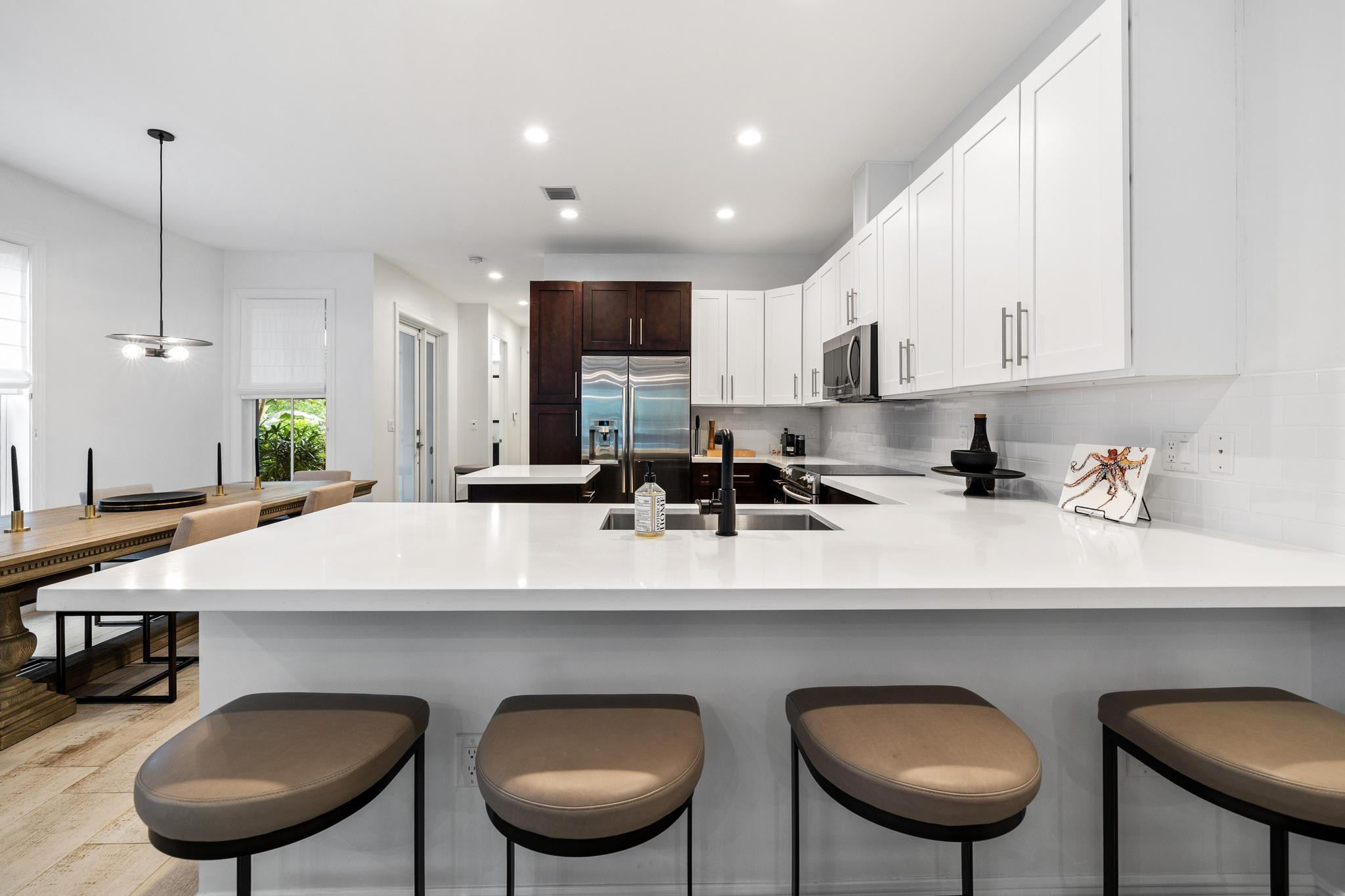 1033 NE 13th Ave 1033