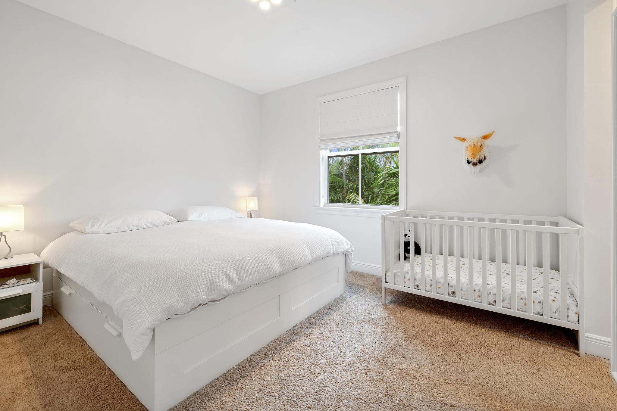 1033 NE 13th Ave 1033