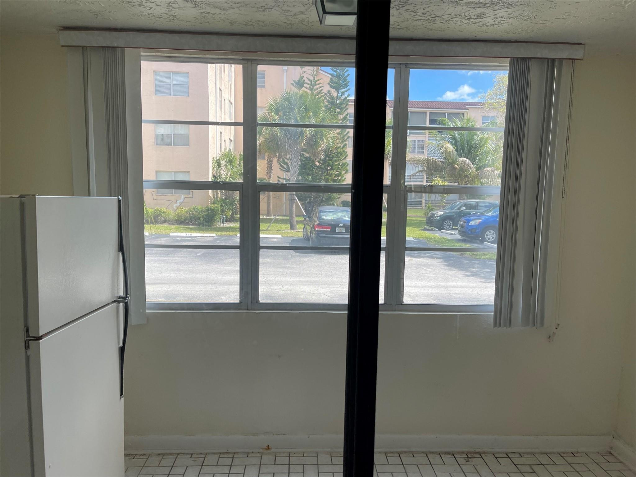 2850 Somerset Drive 116L, Lauderdale Lakes Unit: 116L