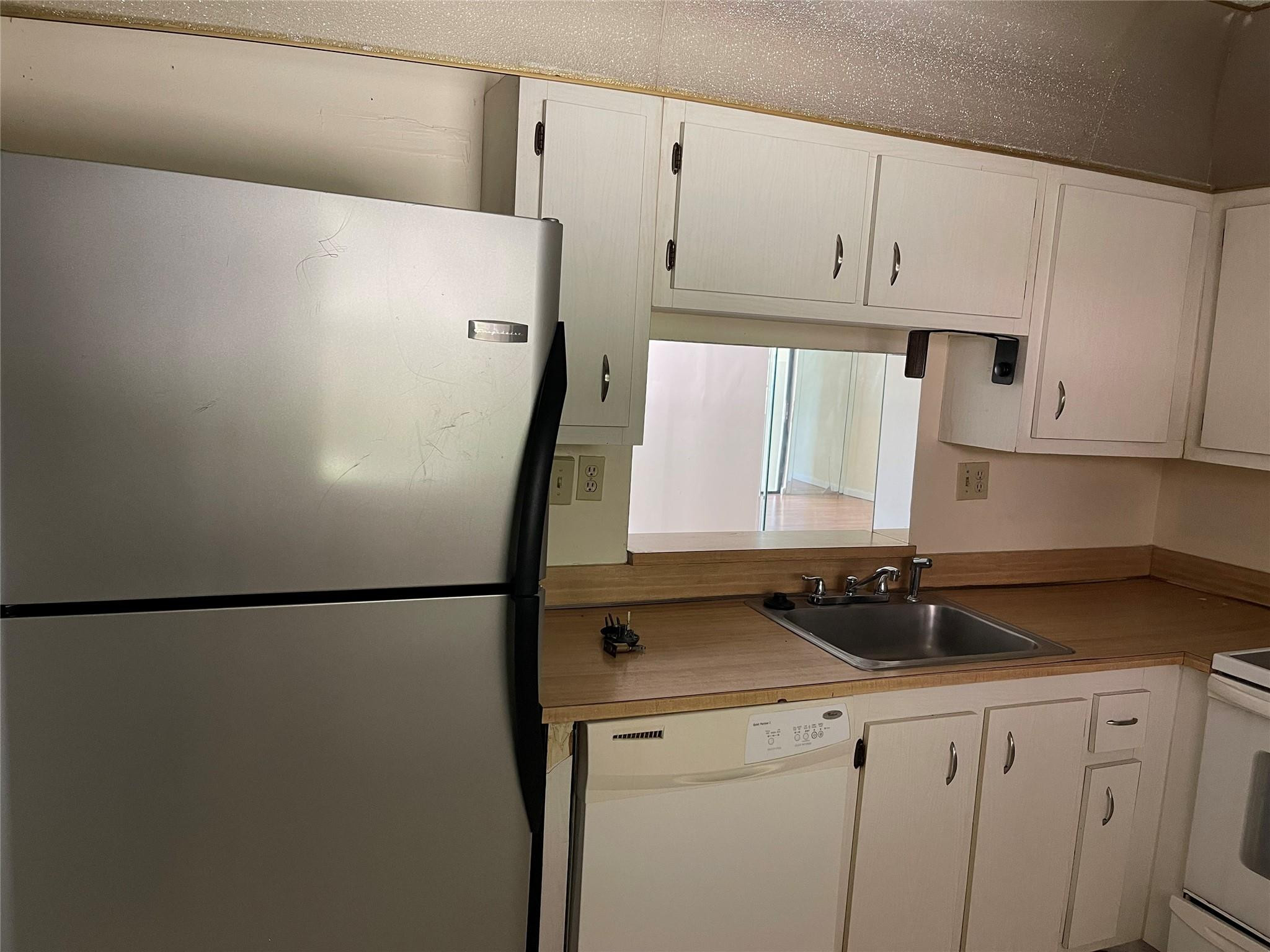 2850 Somerset Drive 116L, Lauderdale Lakes Unit: 116L