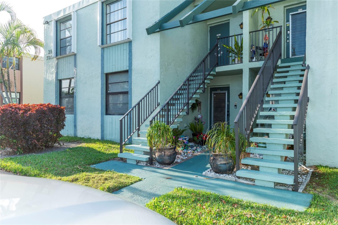 7301 NW 18th St 101