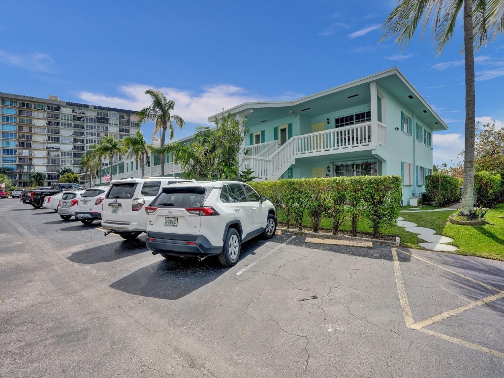 931 SE 9th Avenue 10, Pompano Beach Unit: 10