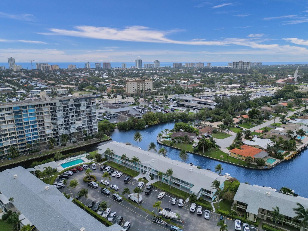 931 SE 9th Avenue 10, Pompano Beach Unit: 10