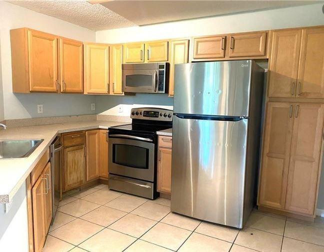 3995 W Mcnab Rd 103B