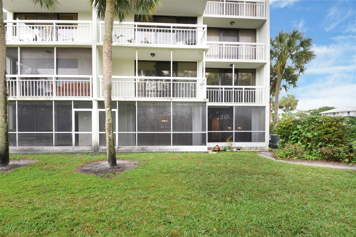 2581 Village Boulevard 101, West Palm Beach Unit: 101