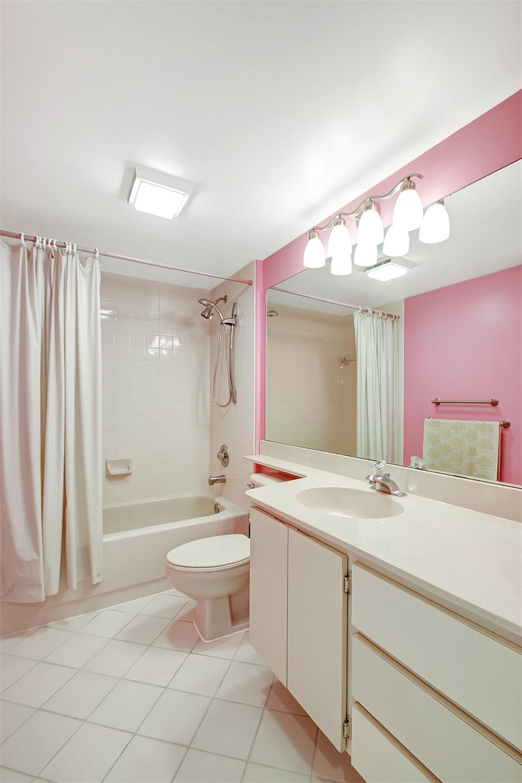 2581 Village Boulevard 101, West Palm Beach Unit: 101