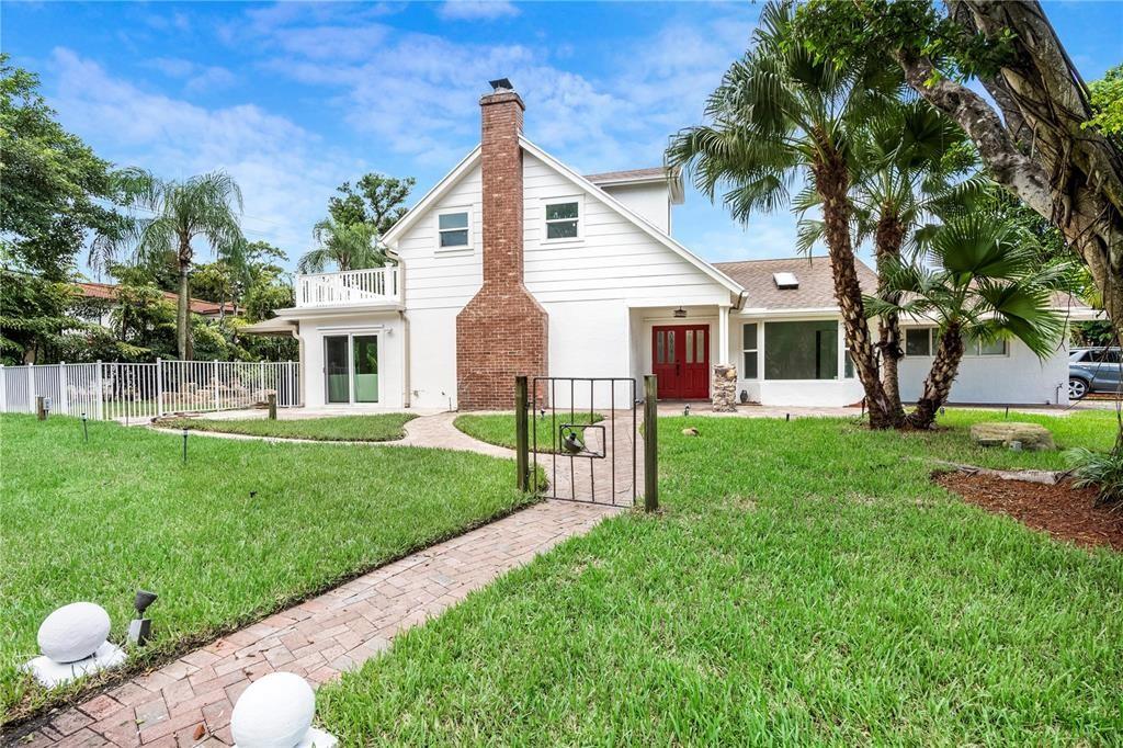 1000 SW 19th St