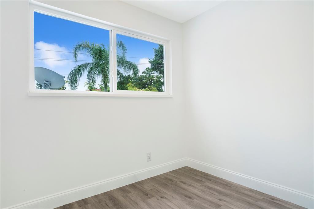 1000 SW 19th St