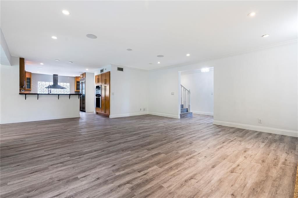 1000 SW 19th St