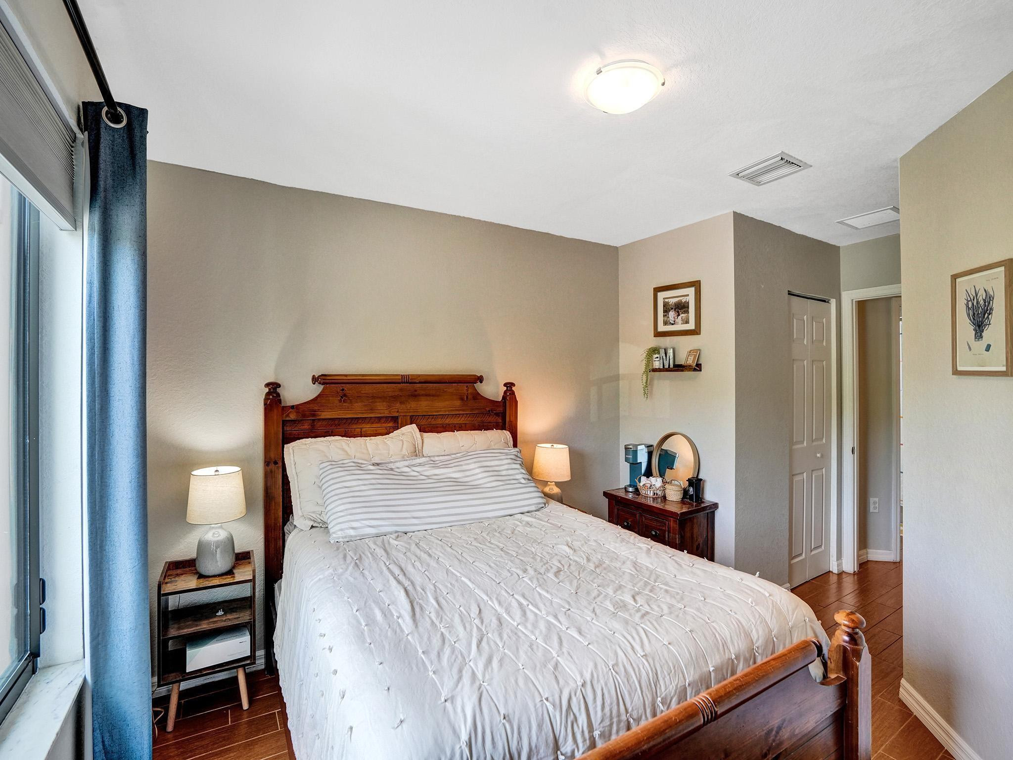 4764 E Station Square, Davie