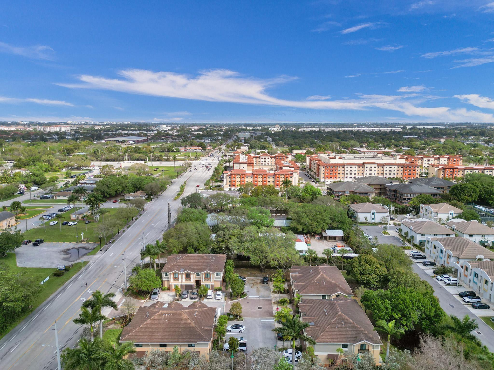 4764 E Station Square, Davie