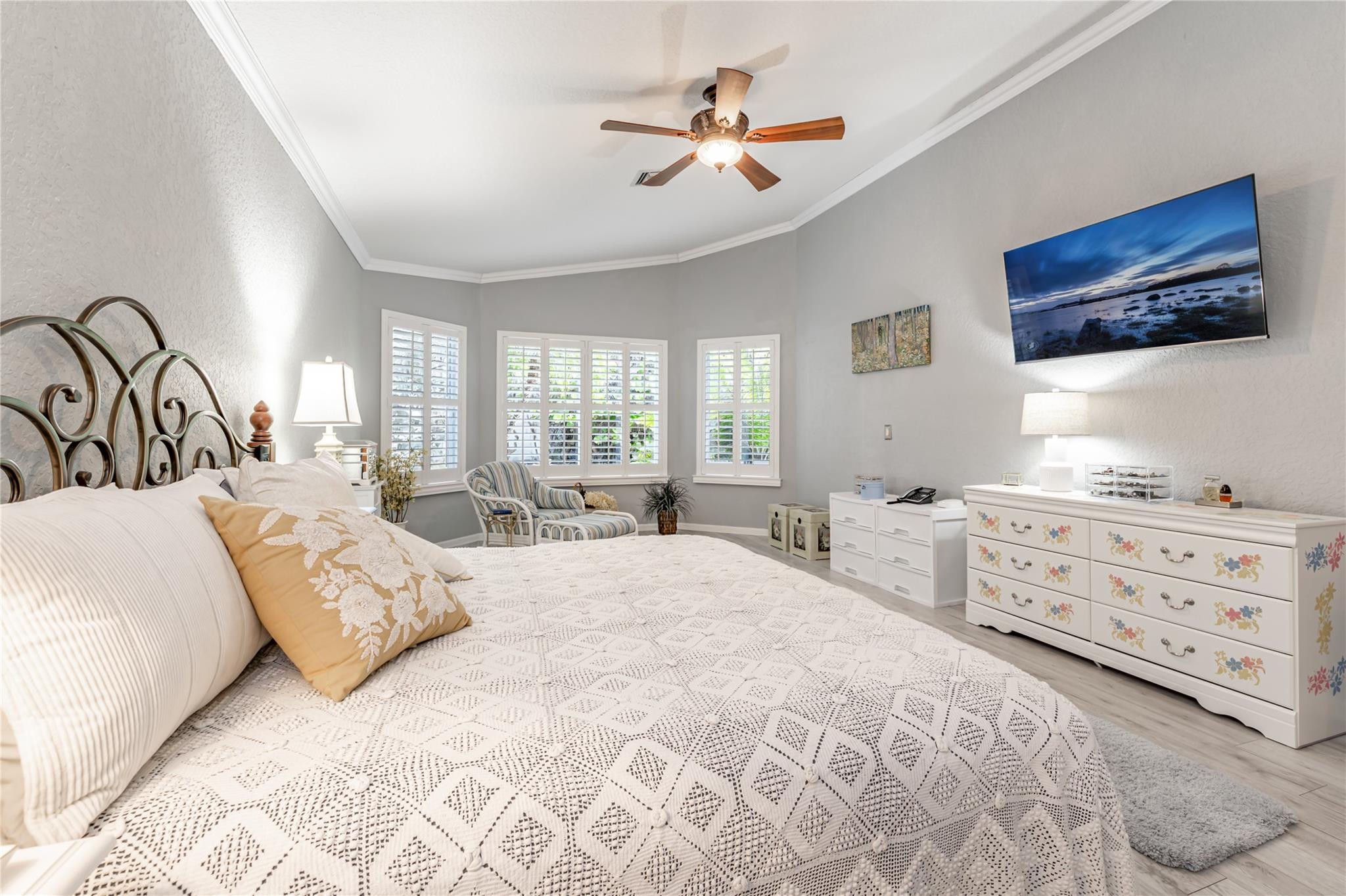 10319 Utopia Cir