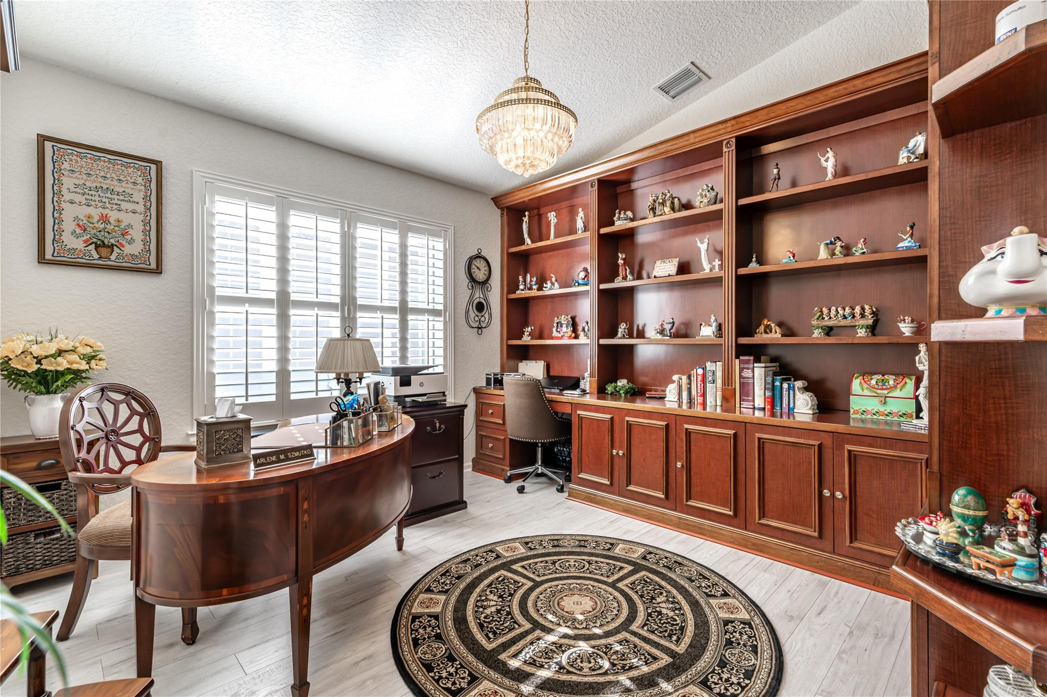 10319 Utopia Cir