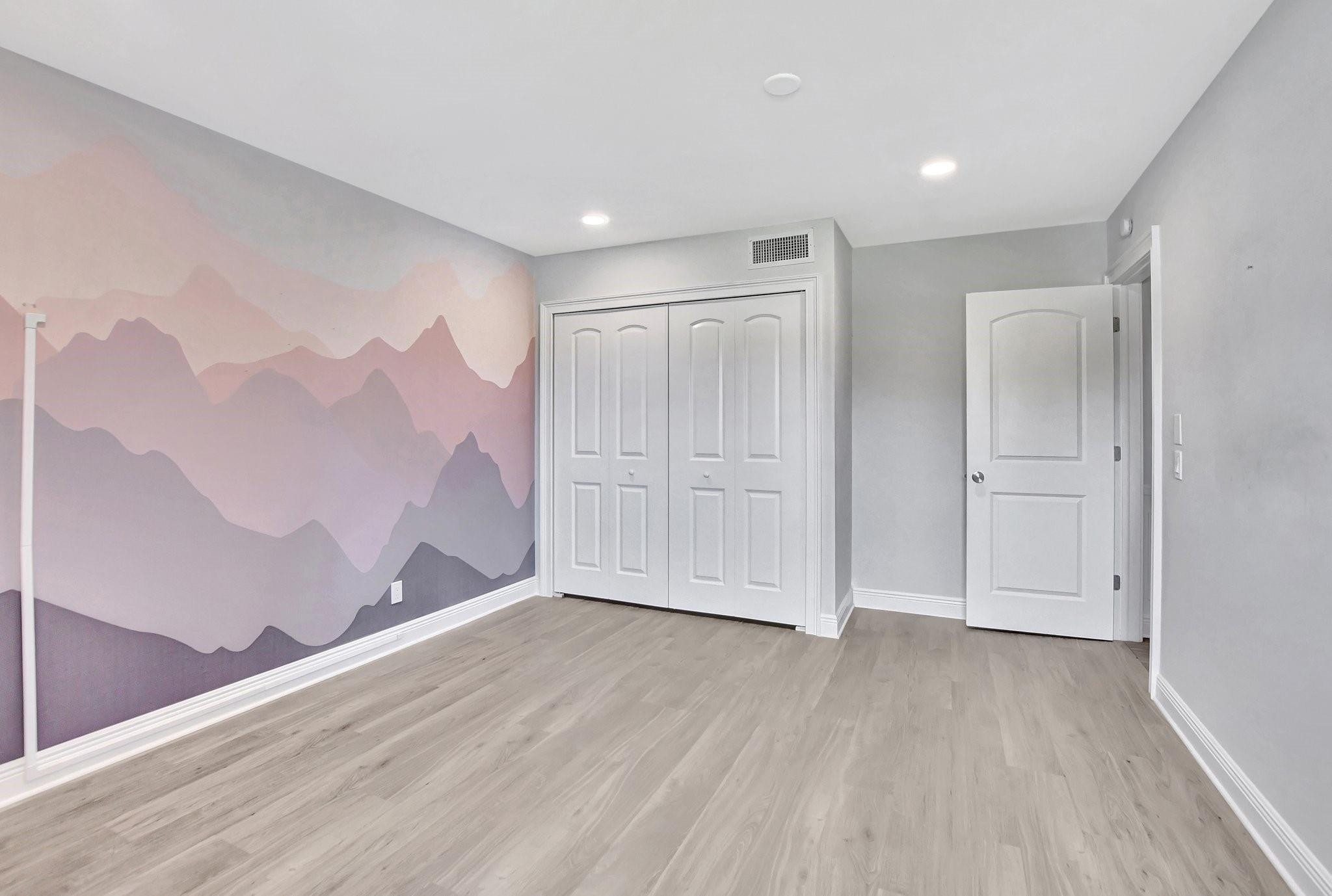 812 Foxpointe Cir
