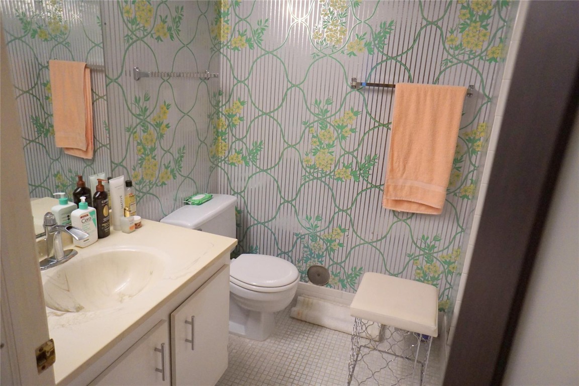 4570 NW 18th Avenue 403, Deerfield Beach Unit: 403