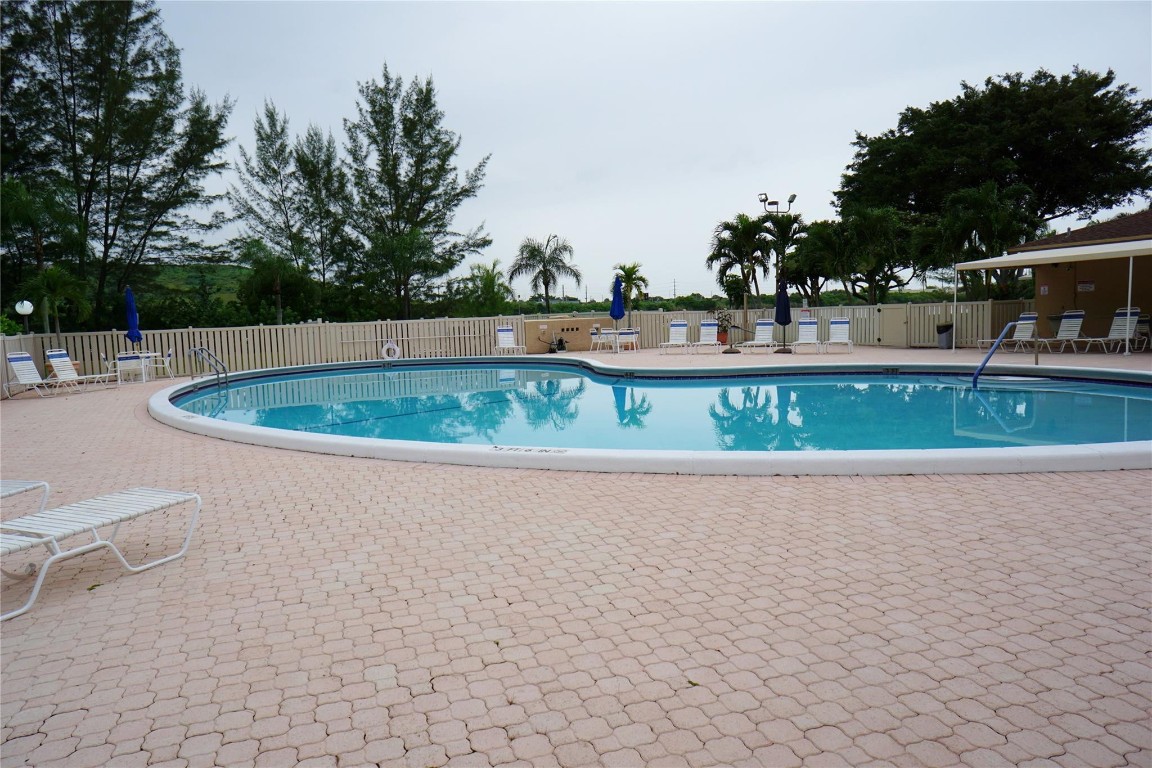 4570 NW 18th Avenue 403, Deerfield Beach Unit: 403