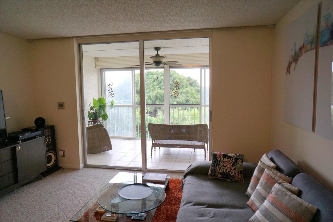 4570 NW 18th Avenue 403, Deerfield Beach Unit: 403