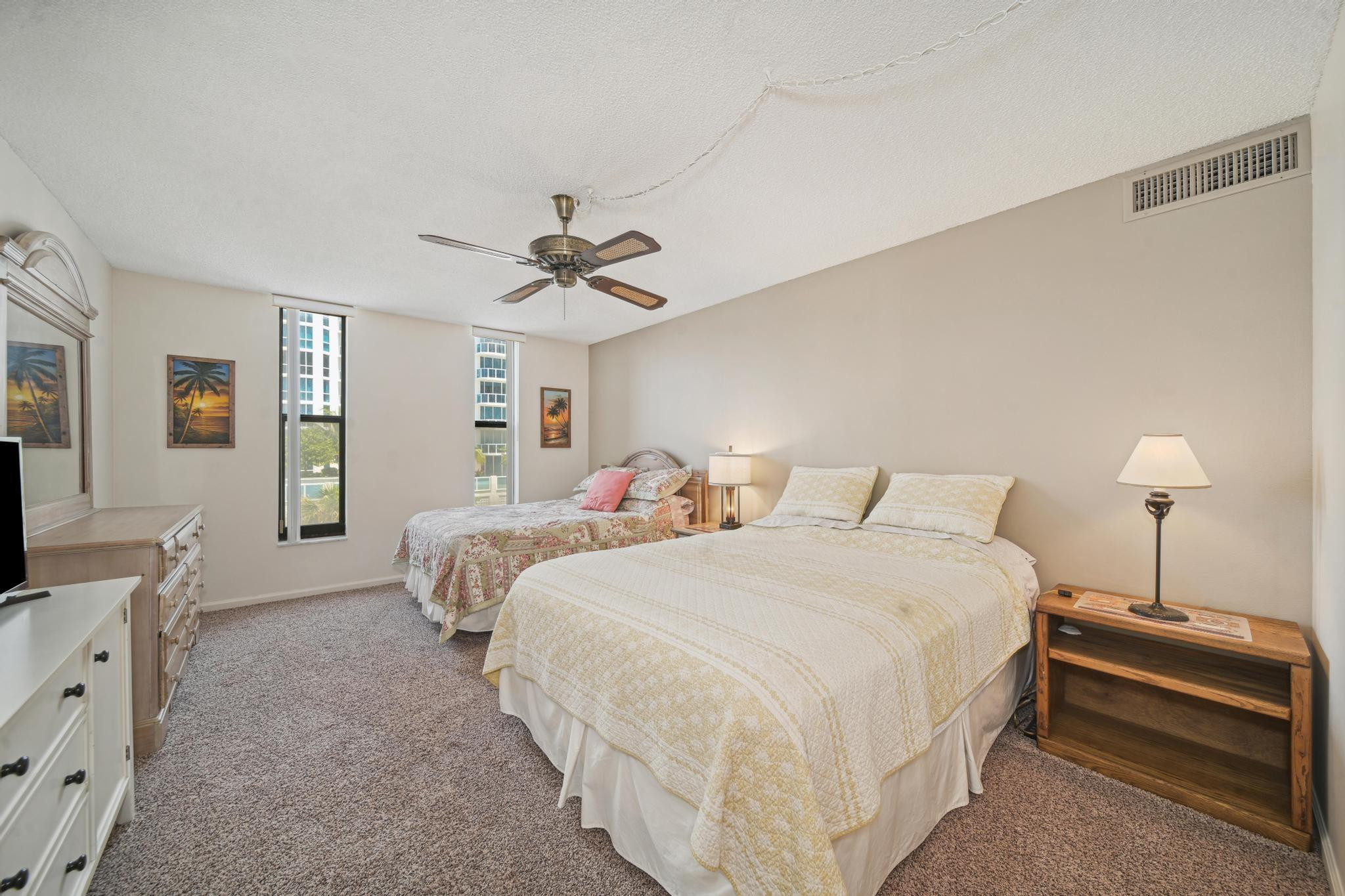 1000 S Ocean Blvd 4J