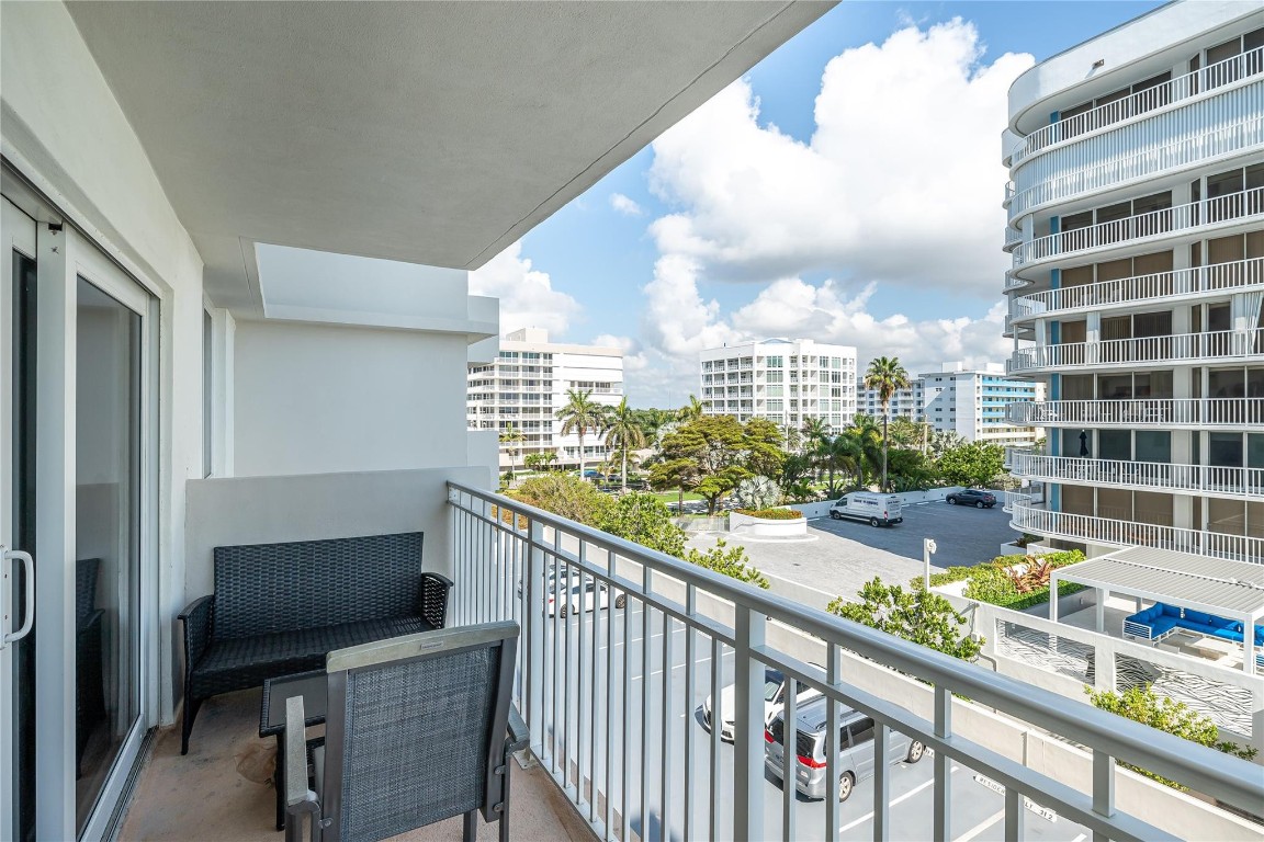 3215 S Ocean Blvd 308