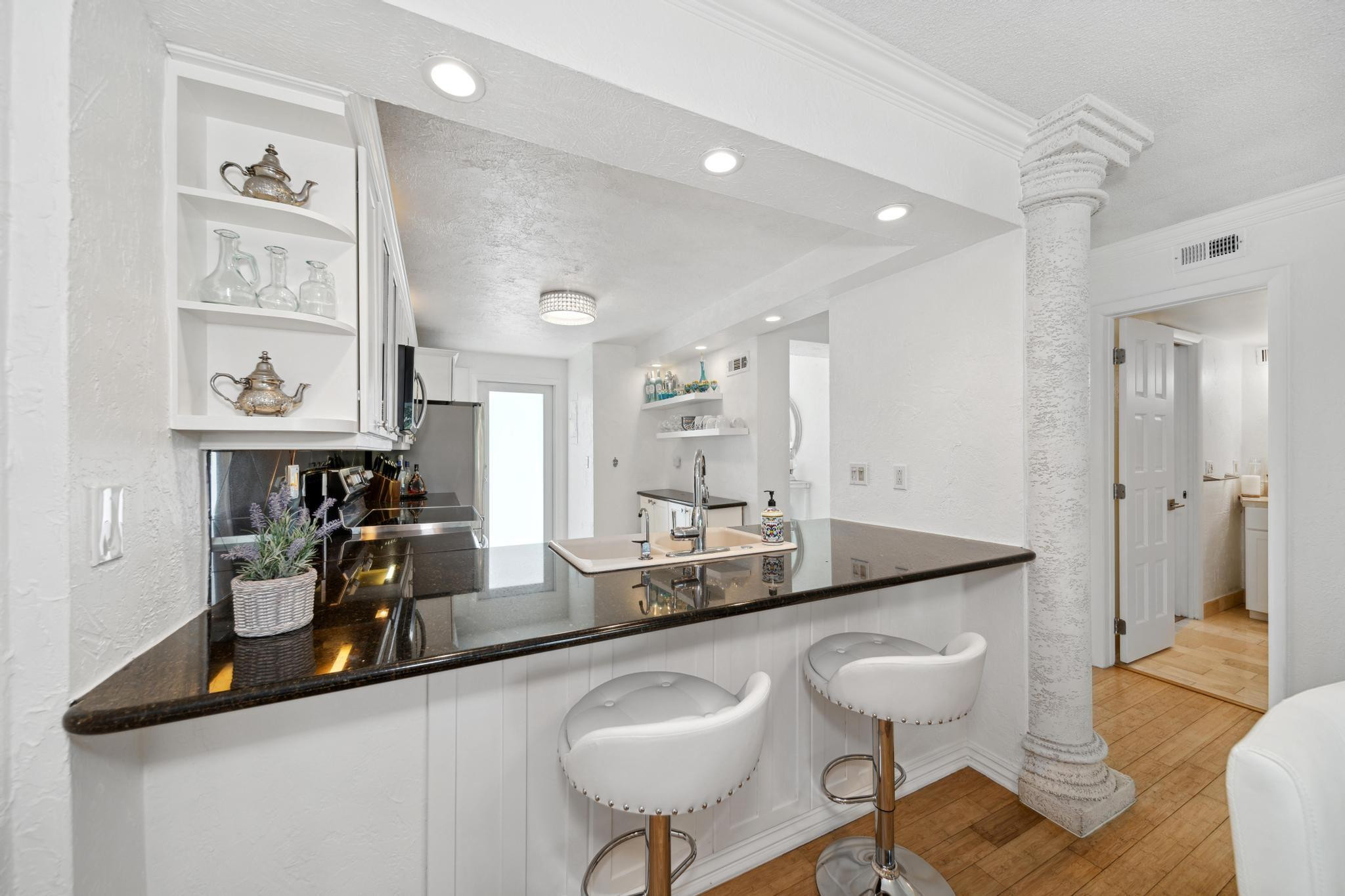 800 SE 4th St 104