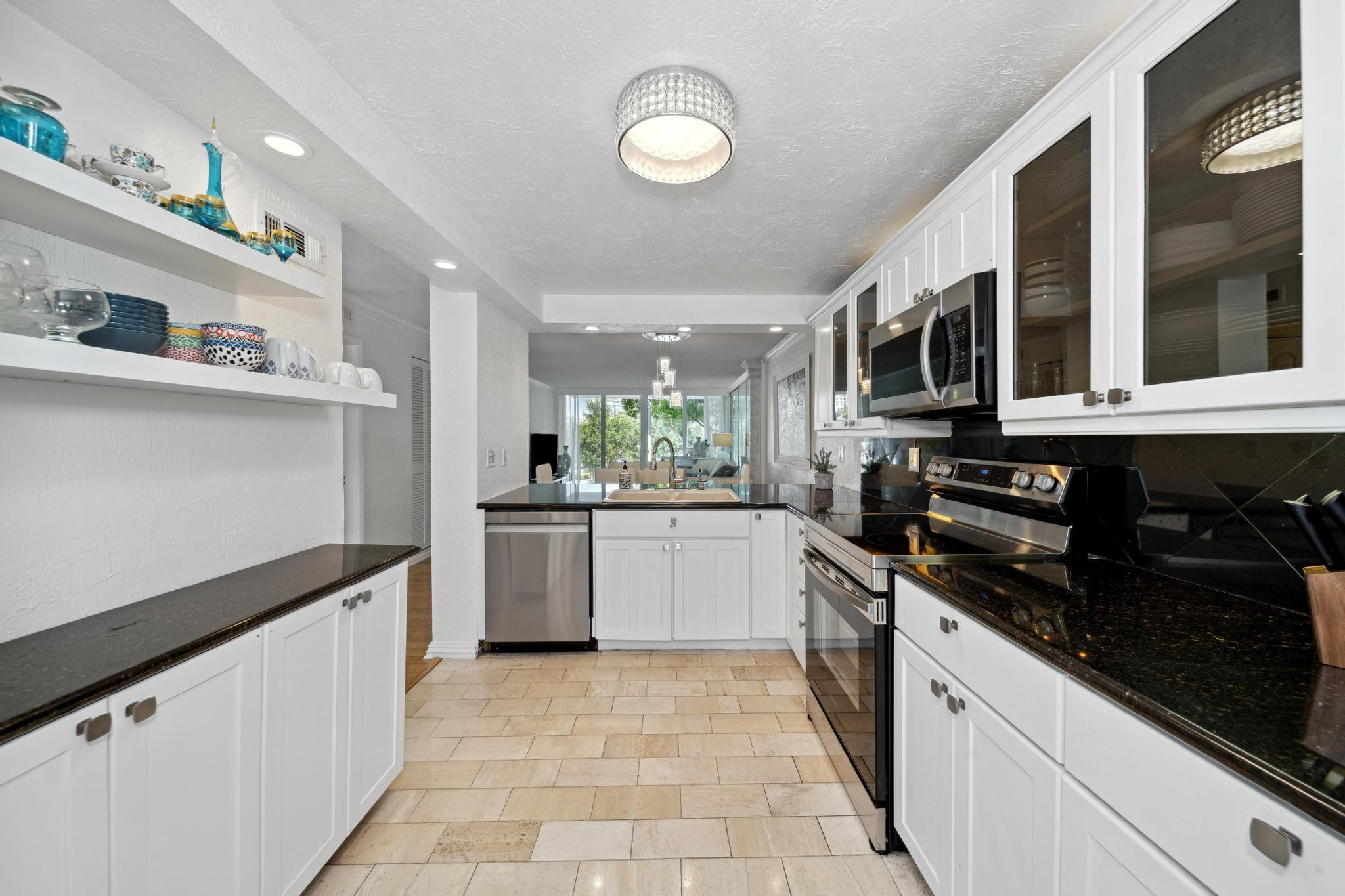 800 SE 4th St 104