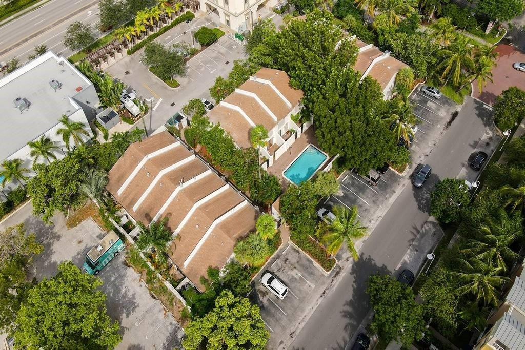 599 NE 7TH AVENUE 6C