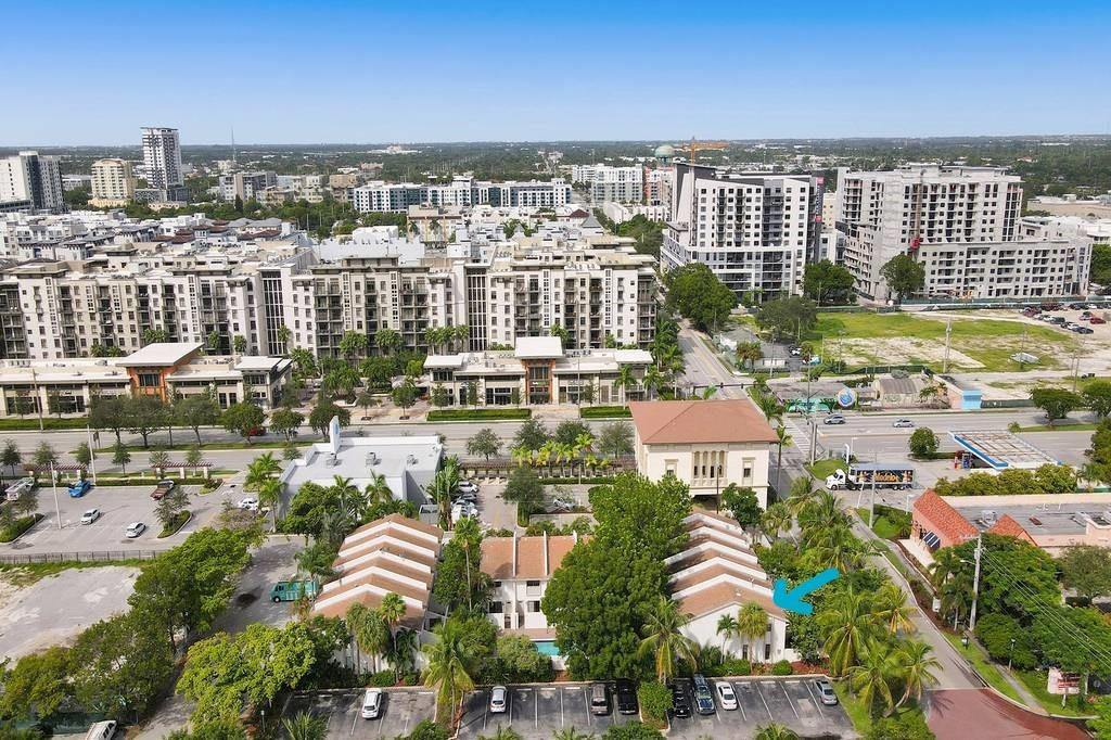 599 NE 7TH AVENUE 6C