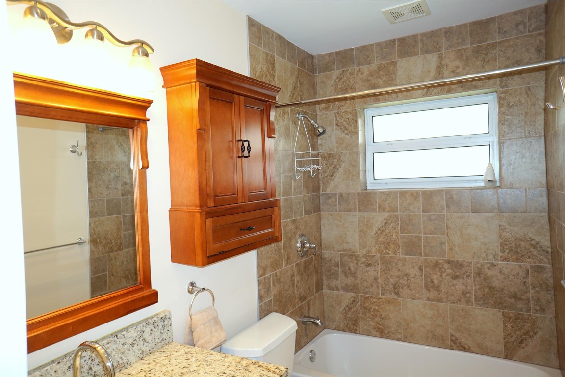 3851 NE 22nd Terrace 8, Lighthouse Point Unit: 8