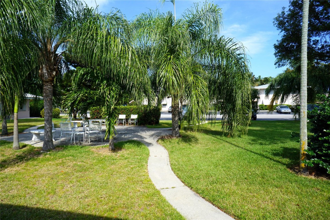 3851 NE 22nd Terrace 8, Lighthouse Point Unit: 8