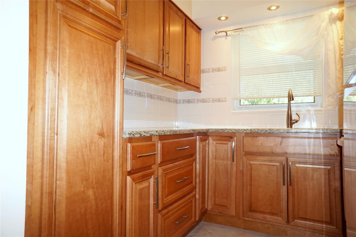 3851 NE 22nd Terrace 8, Lighthouse Point Unit: 8