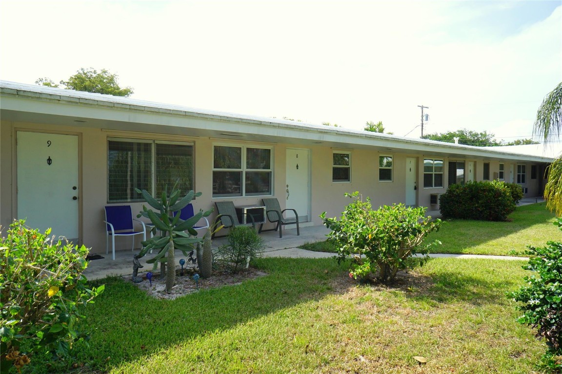 3851 NE 22nd Terrace 8, Lighthouse Point Unit: 8