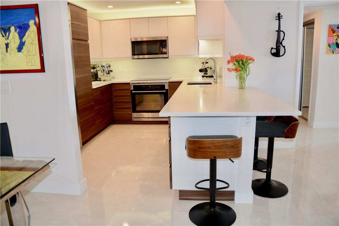 1 Las Olas Circle 510