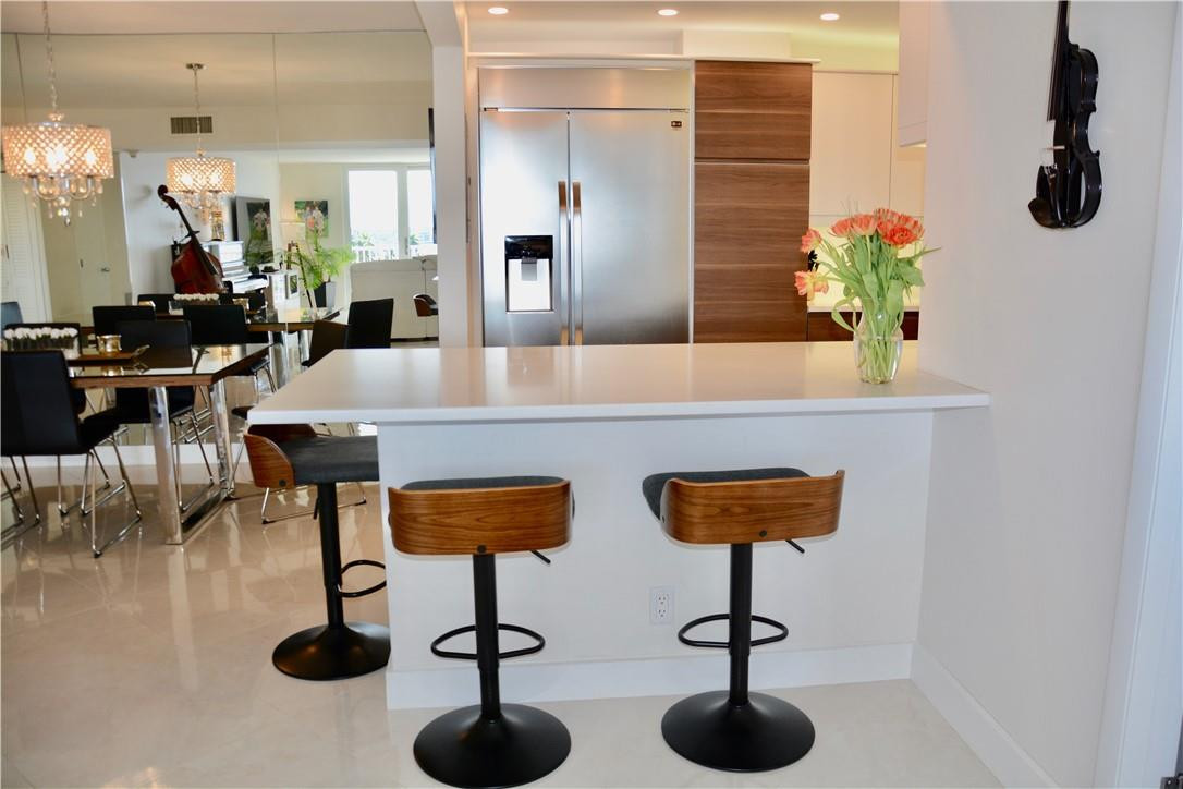 1 Las Olas Circle 510