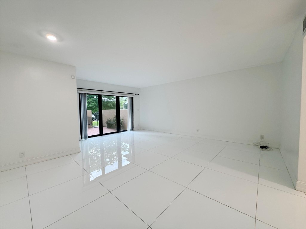 2152 NW 39th Avenue, Coconut Creek