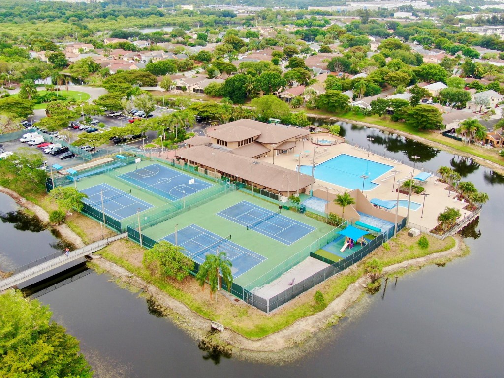 2152 NW 39th Avenue, Coconut Creek