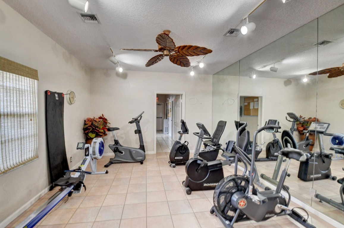 7521 Ironbridge Cir